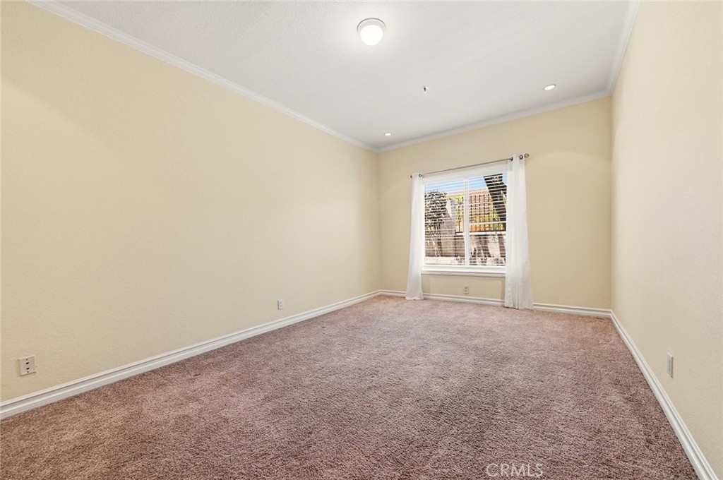 300 N El Molino Avenue N 107 Property Photo 19