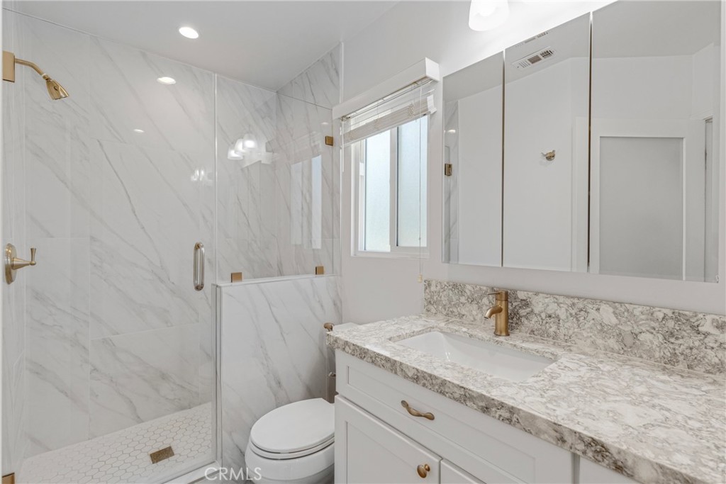 646 Westminster Property Photo 13