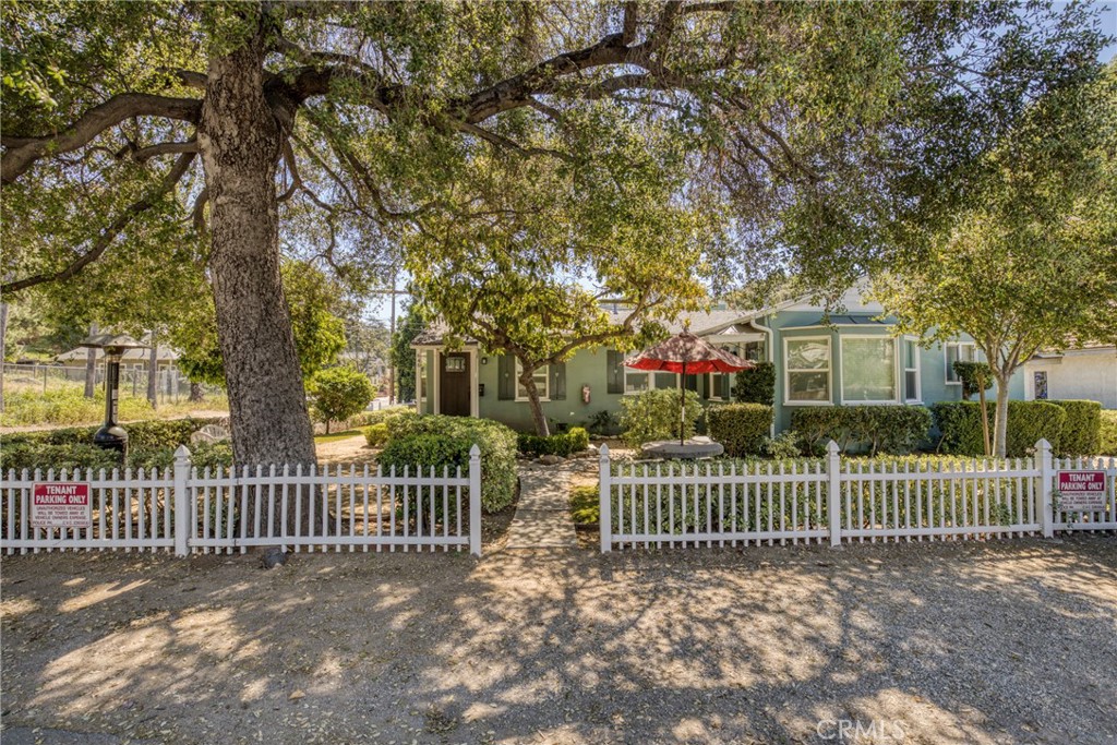 646 Westminster Property Photo 20