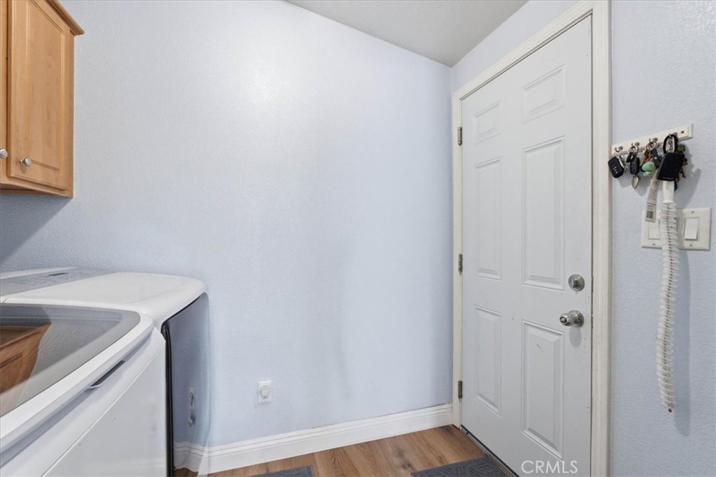 23301 Ridge Route 154 Property Photo 14