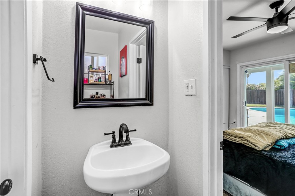 7140 Colwyn Property Photo 5