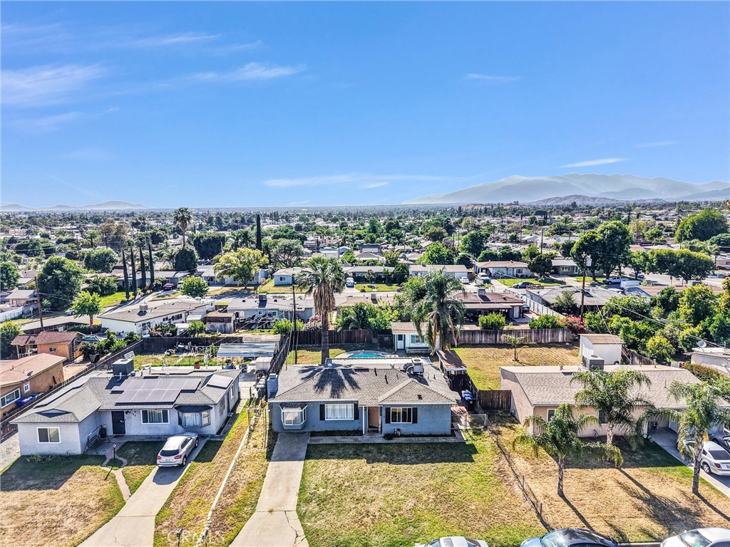 7140 Colwyn Property Photo 10