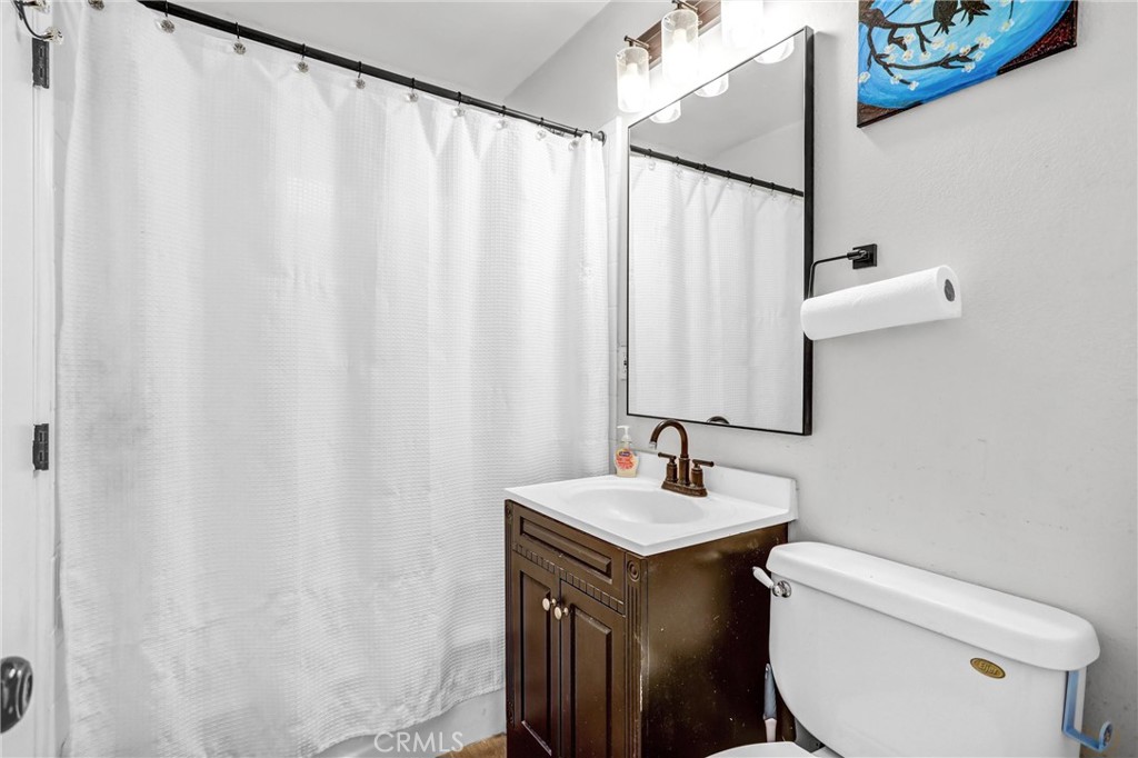 7140 Colwyn Property Photo 24
