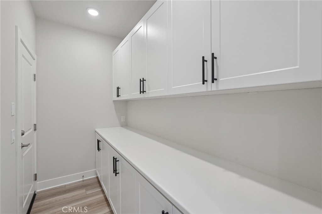 8541 Tamarack Avenue Property Photo 13