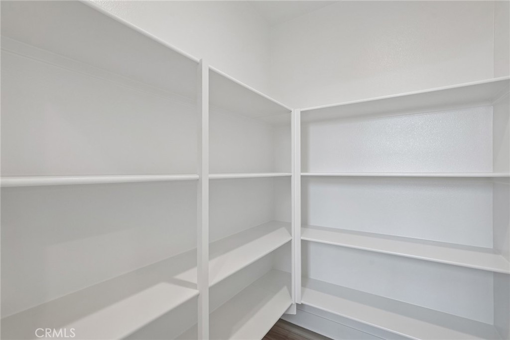 8541 Tamarack Avenue Property Photo 14