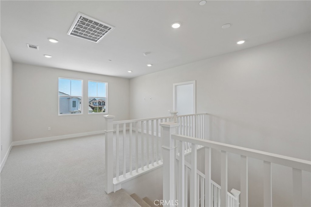 8541 Tamarack Avenue Property Photo 15