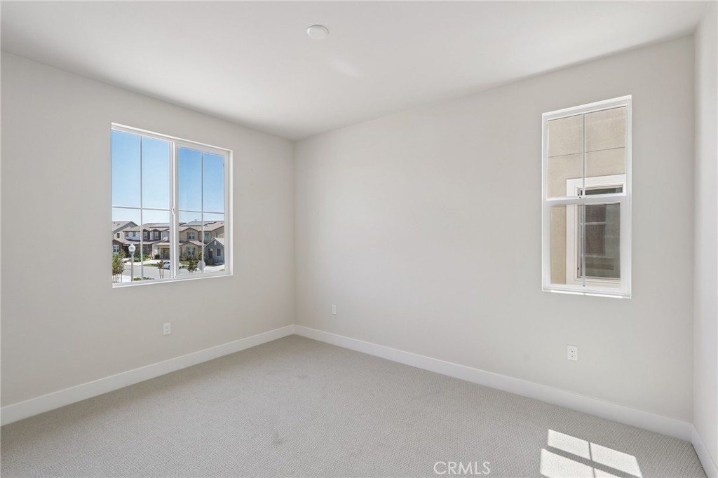 8541 Tamarack Avenue Property Photo 19