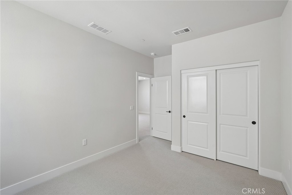 8541 Tamarack Avenue Property Photo 28