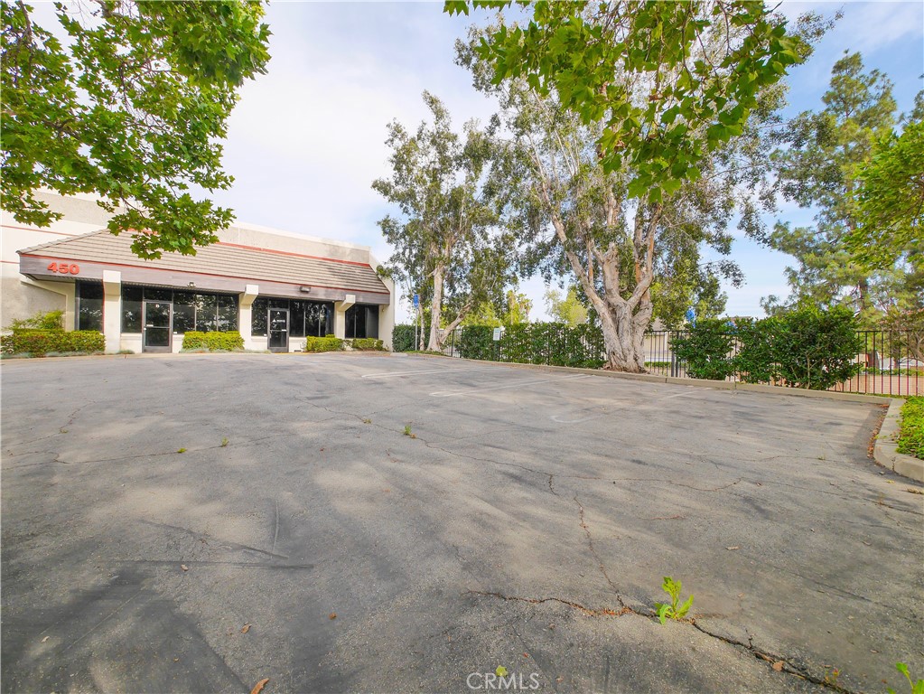 450 S Lone Hill B Property Photo 4