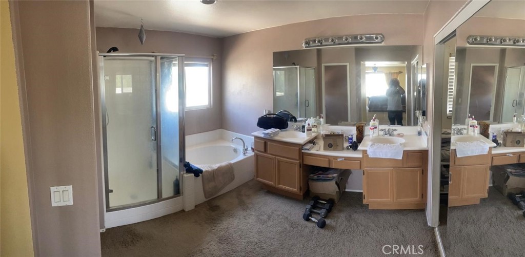 13526 Coolwater Property Photo 8