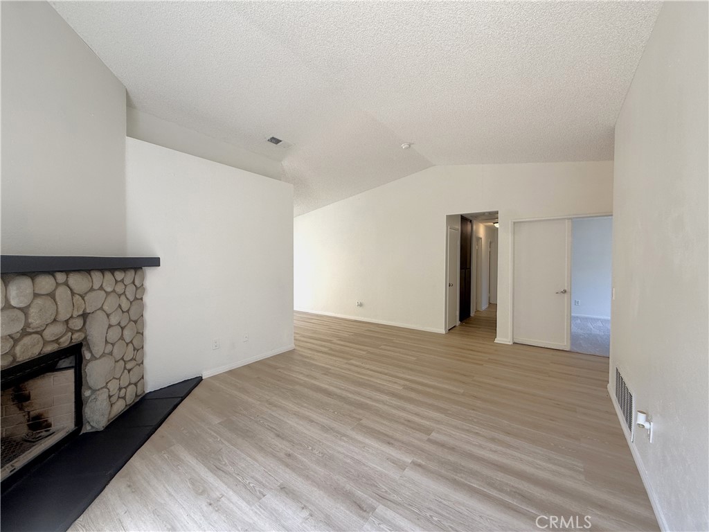 4328 Whitney Drive Property Photo 5