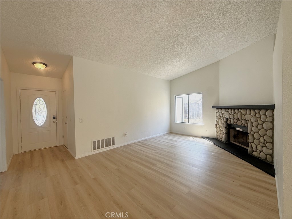 4328 Whitney Drive Property Photo 6