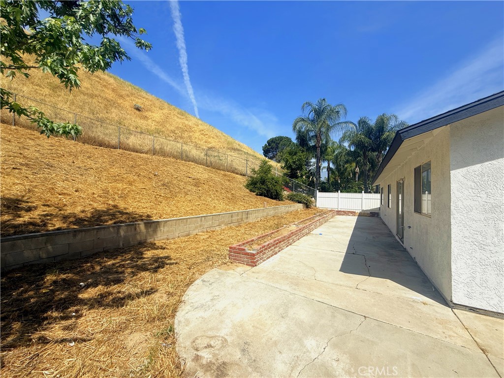 4328 Whitney Drive Property Photo 16