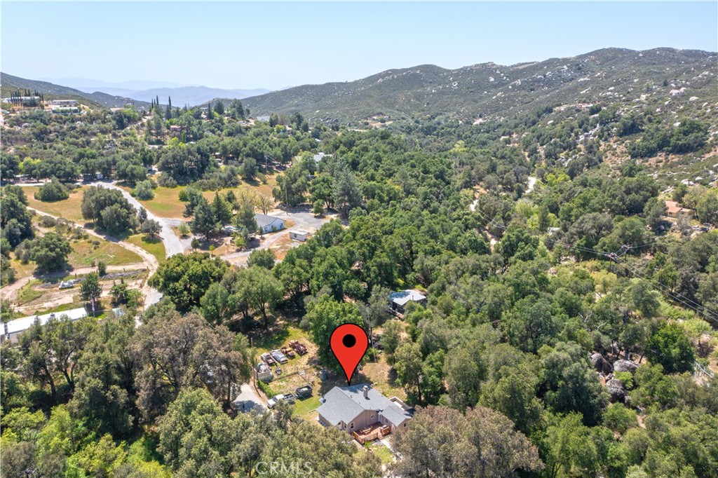18839 Deer Trail Property Photo 6