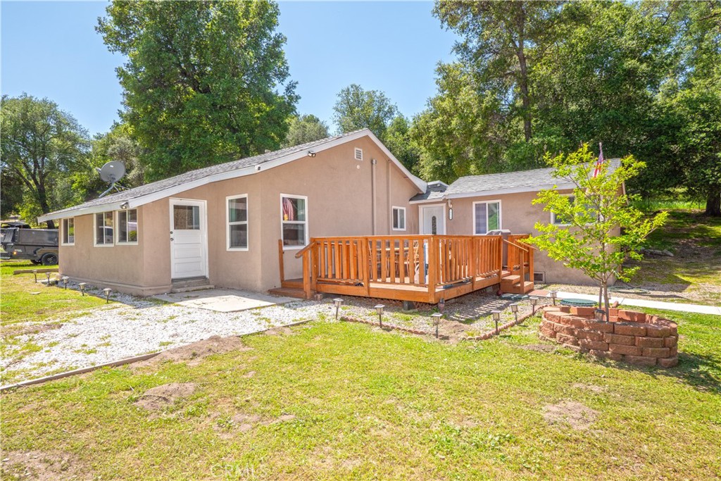 18839 Deer Trail Property Photo 7