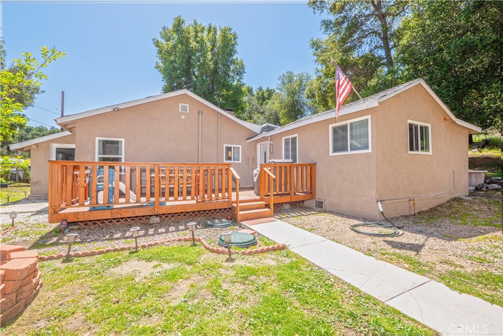 18839 Deer Trail Property Photo 8
