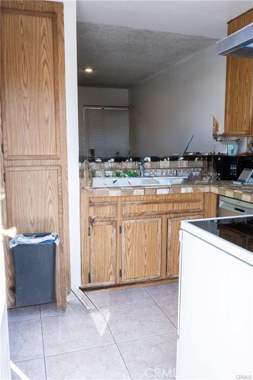 9010 Newport Property Photo 15