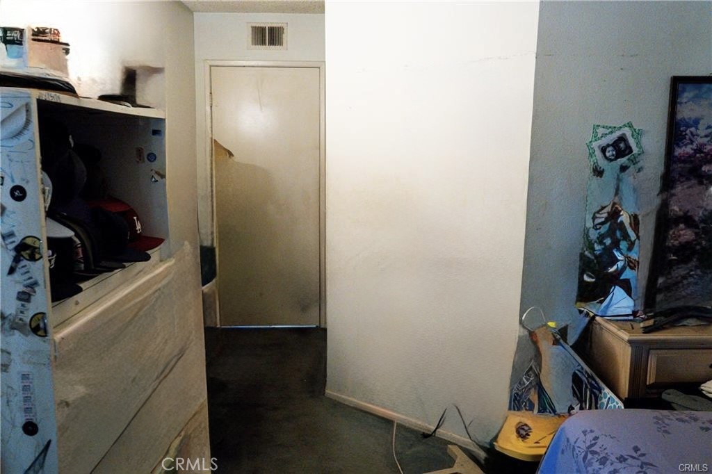 9010 Newport Property Photo 21