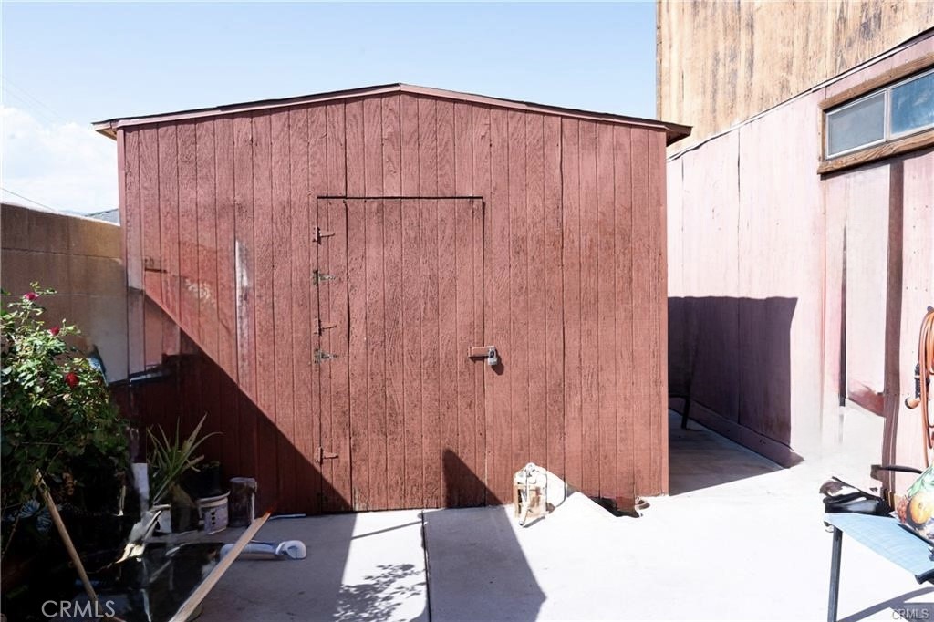 9010 Newport Property Photo 25