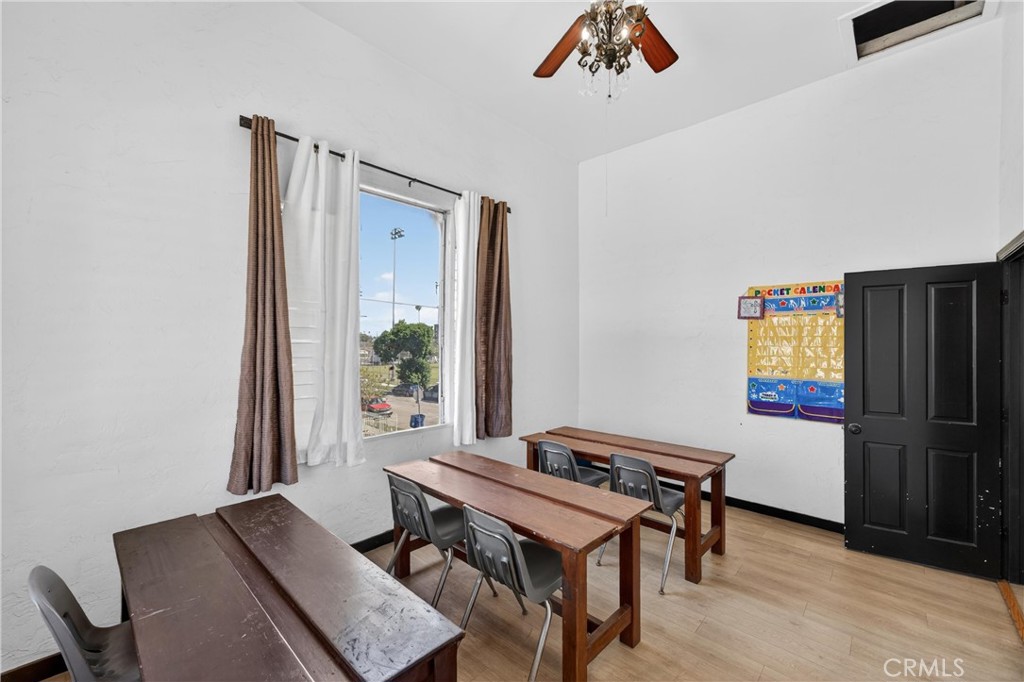 7101 Menlo Property Photo 35