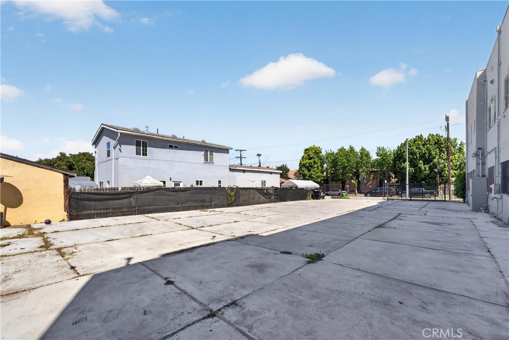 7101 Menlo Property Photo 40