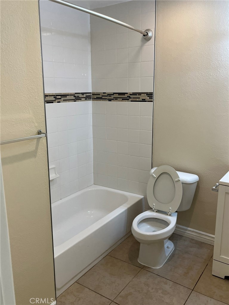 3495 E 21st B Property Photo 12