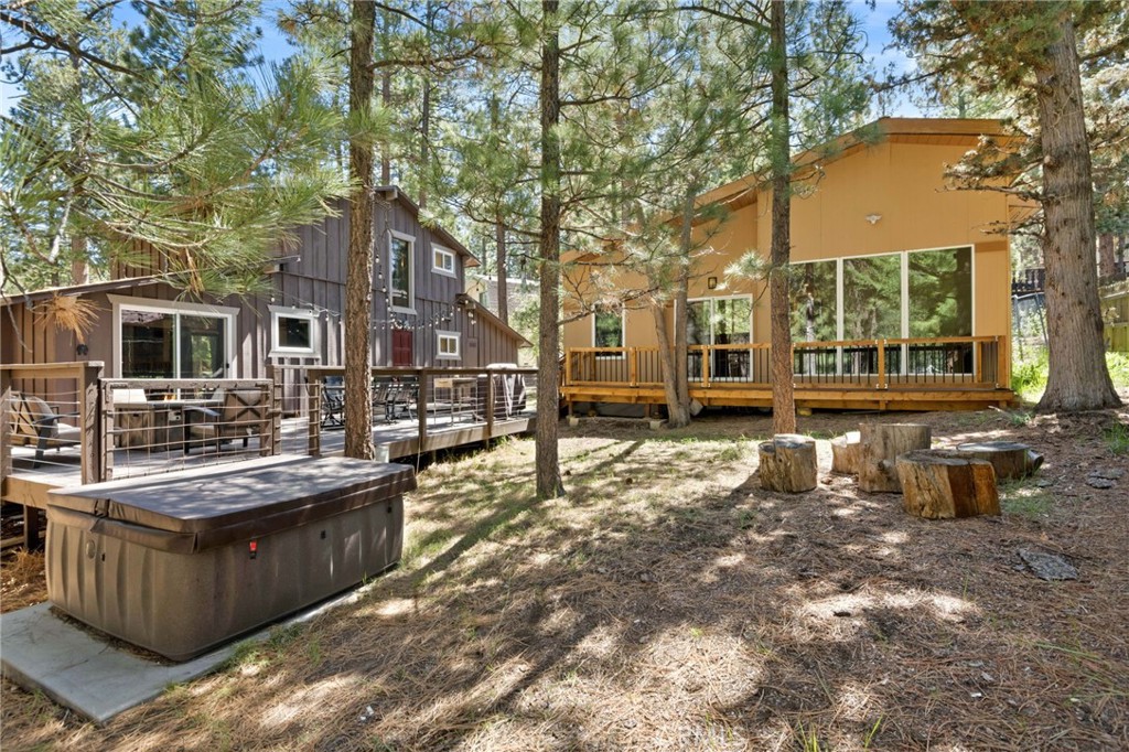 426 Crystal Court Property Photo 1