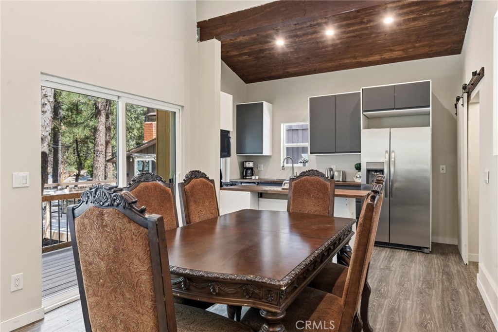 426 Crystal Court Property Photo 31
