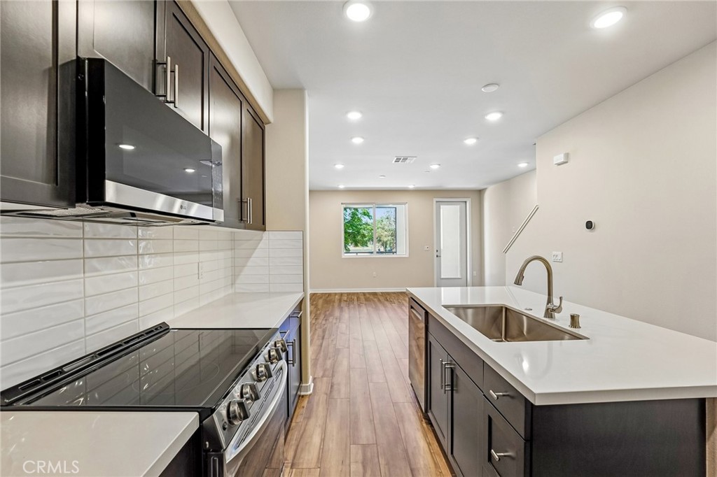 9524 Hannah Way Property Photo 14