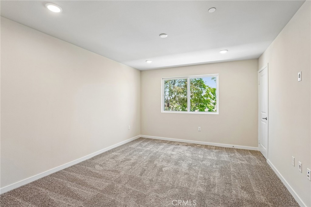 9524 Hannah Way Property Photo 23