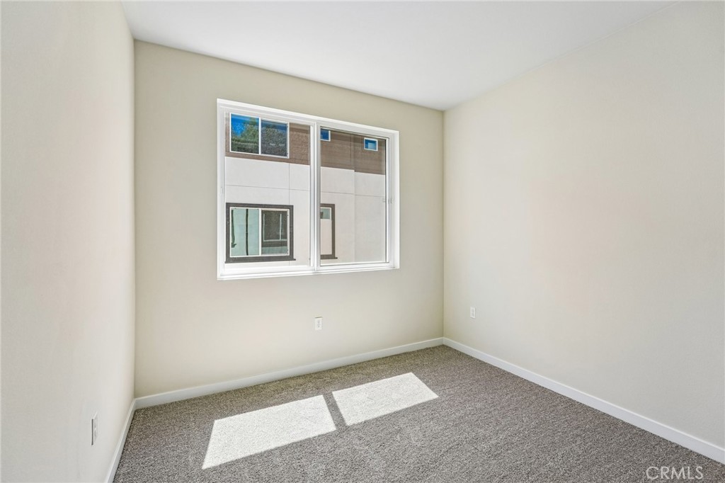 9524 Hannah Way Property Photo 29