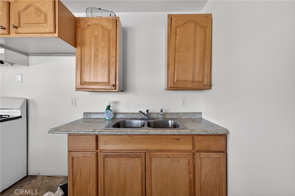 81 Panorama Property Photo 11