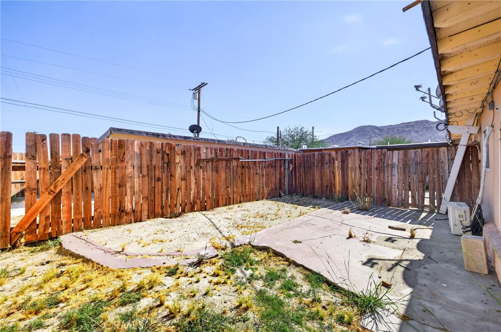 81 Panorama Property Photo 15