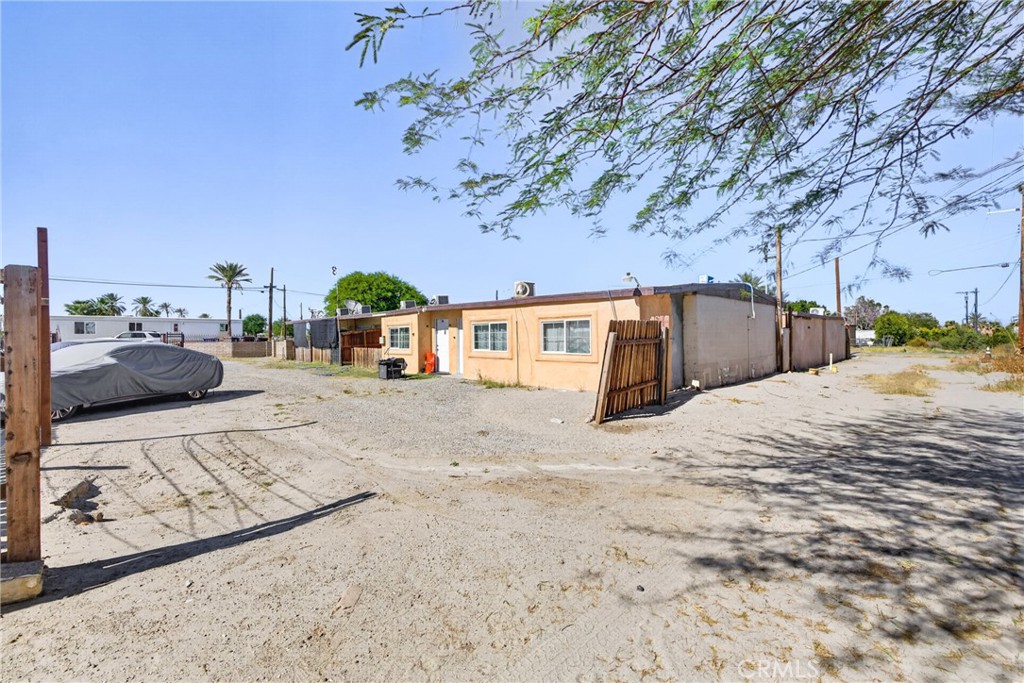 83 Panorama Property Photo 3