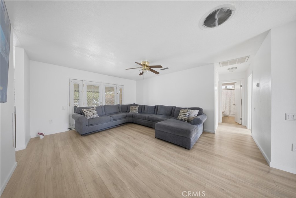 27797 Sun City Property Photo 4