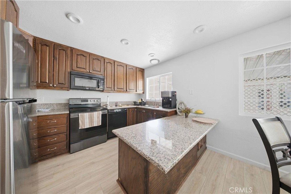 27797 Sun City Property Photo 8