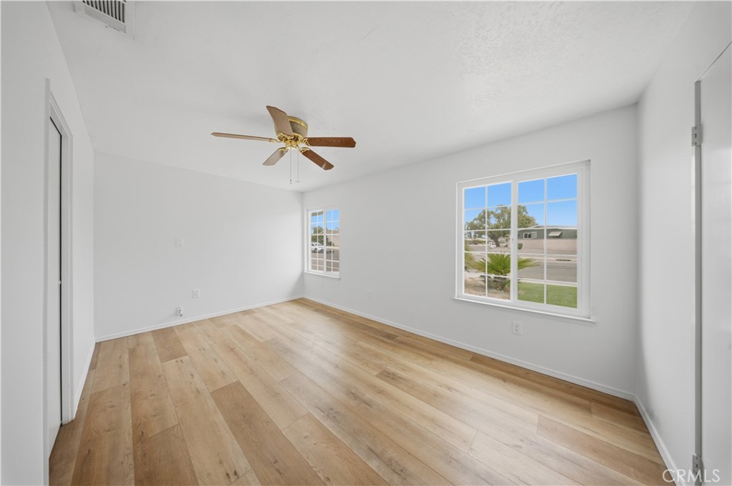 27797 Sun City Property Photo 11