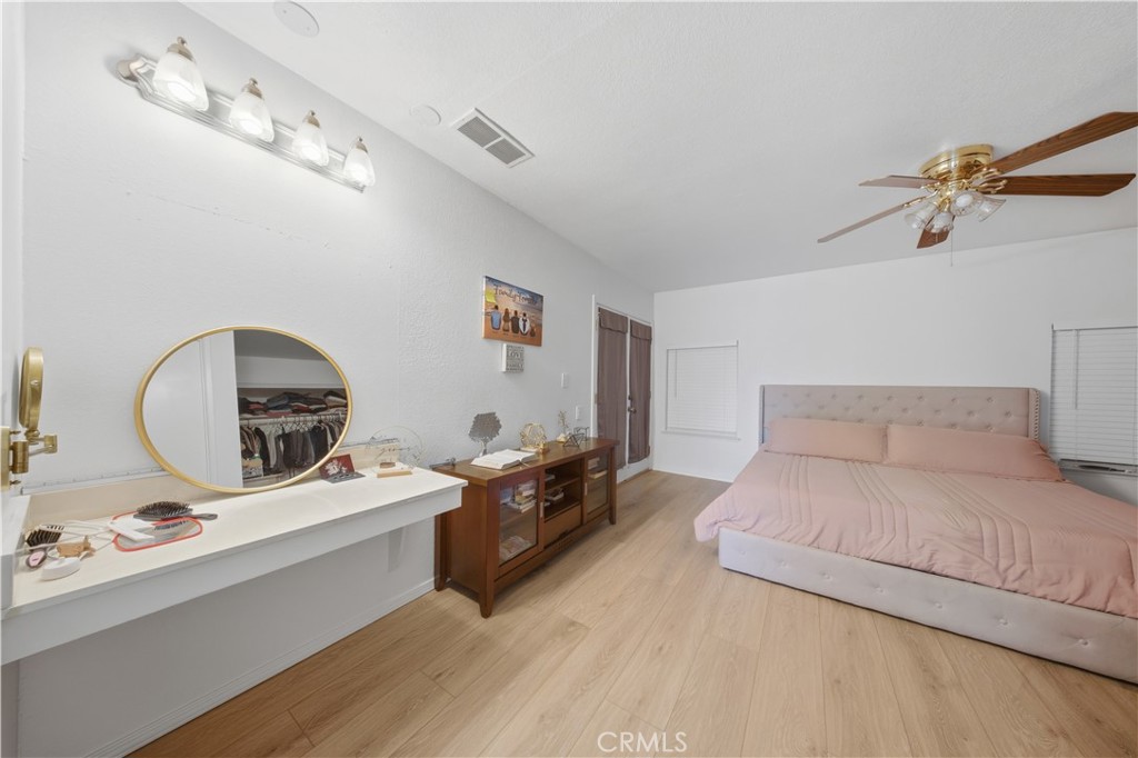 27797 Sun City Property Photo 16