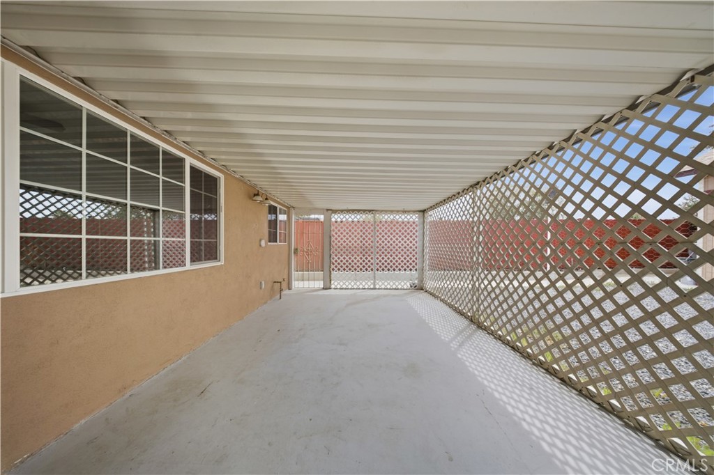 27797 Sun City Property Photo 20