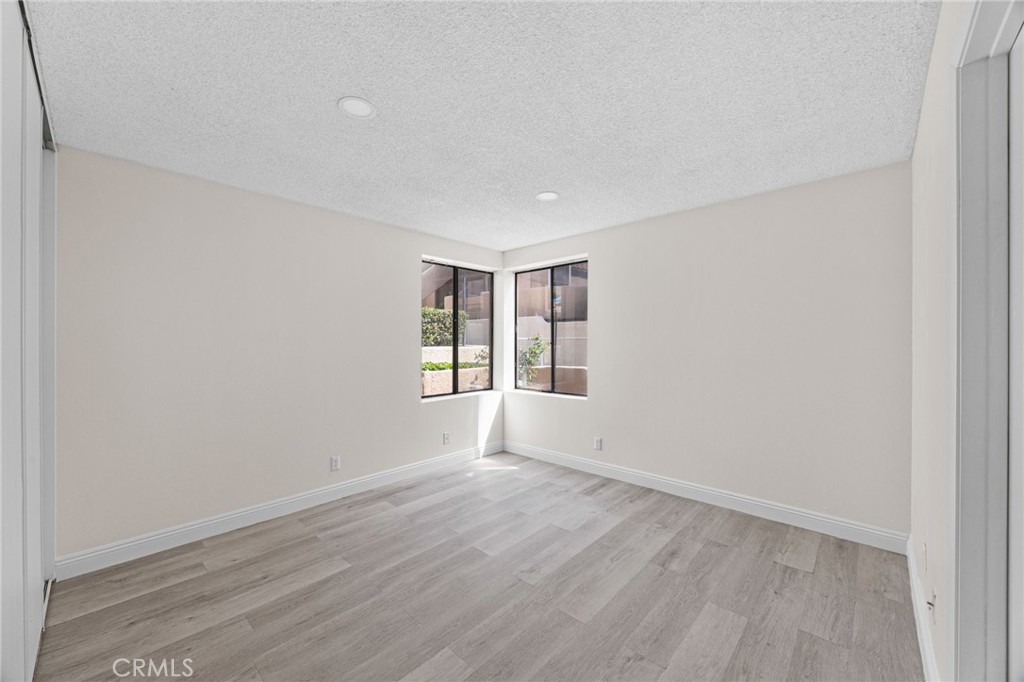 1480 W Edgehill 67 Property Photo 8
