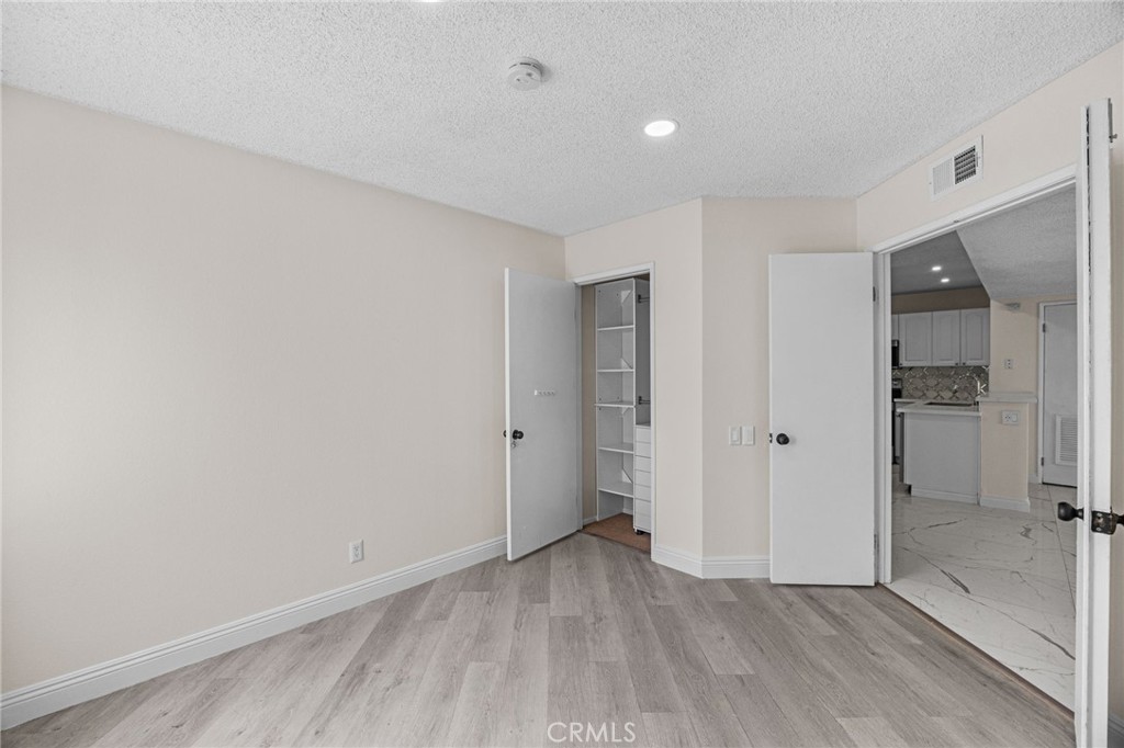 1480 W Edgehill 67 Property Photo 12