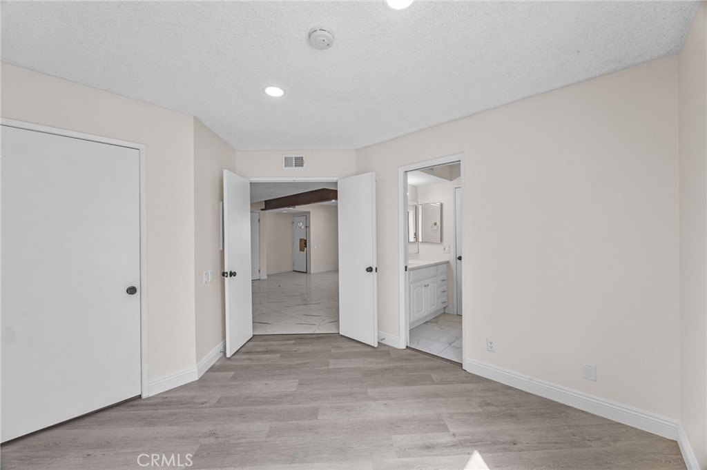 1480 W Edgehill 67 Property Photo 13