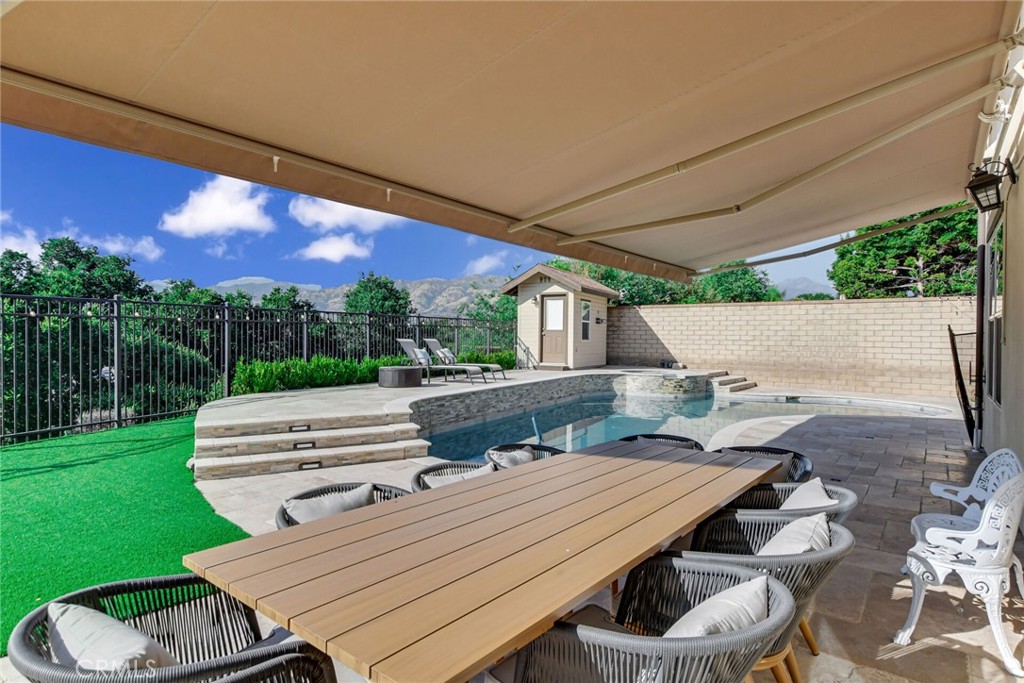 1127 Las Colinas Way Property Photo 11