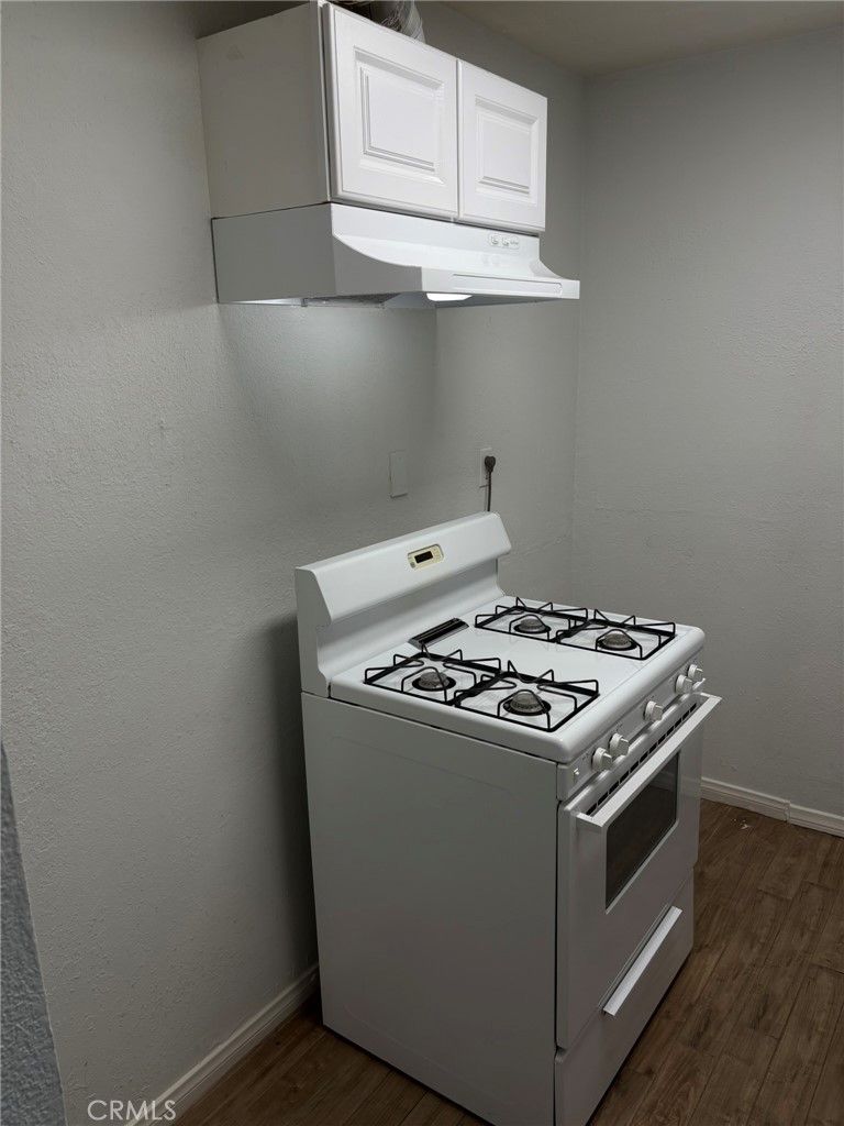 2618 4th Property Photo 8