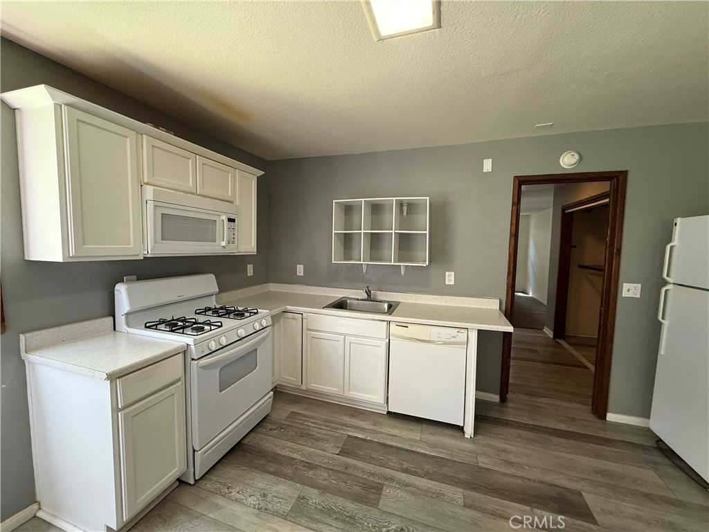 333 La Casita Dr Property Photo 18