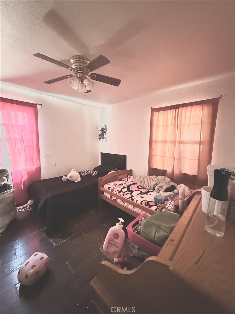 1064 253rd Property Photo 5