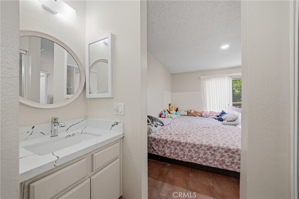 1251 S Meadow 120 Property Photo 14