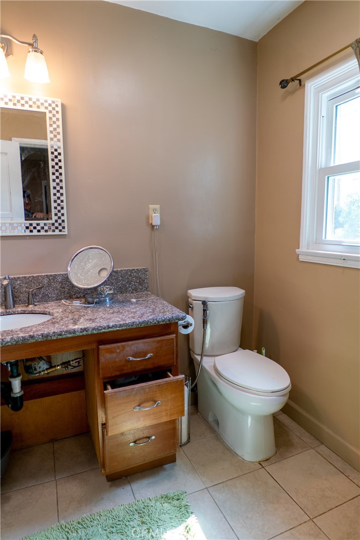 5106 N Glendora Property Photo 31