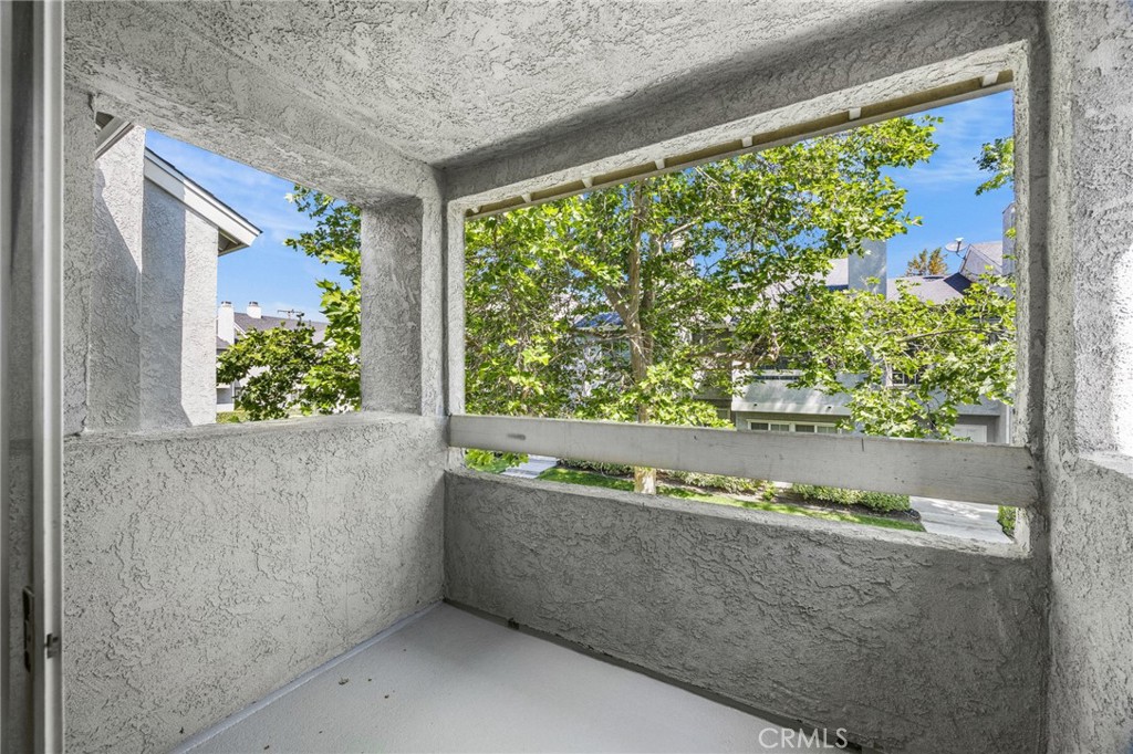 174 W Walnut B Property Photo 19