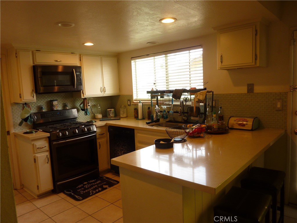 13766 Burning Tree Drive Property Photo 13